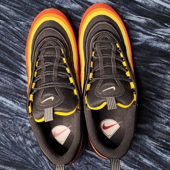 Nike, Mens Size 9, Black/Orange/Red and white - Picture 2 of 6